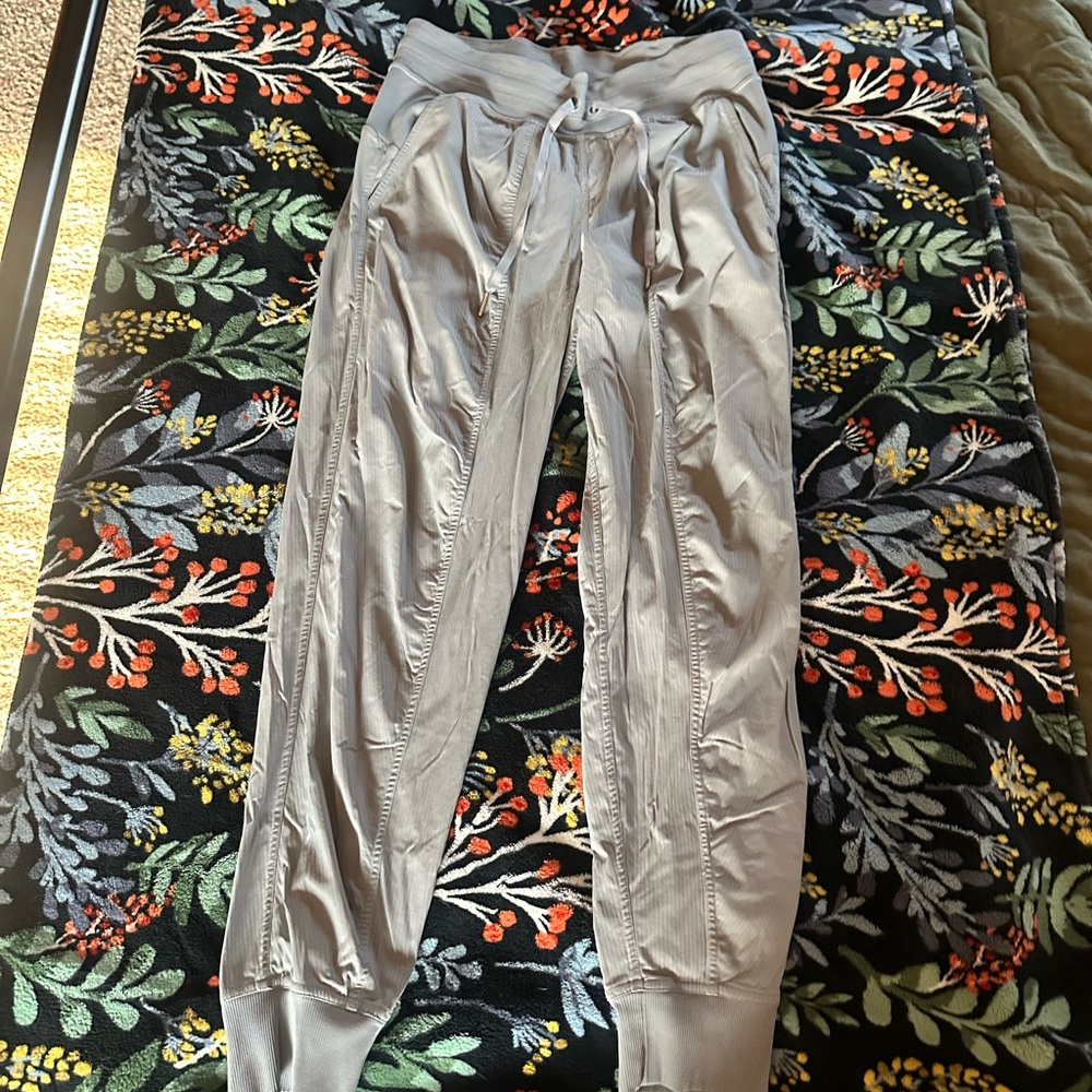 Women’s lululemon gray dance studio joggers in size 8